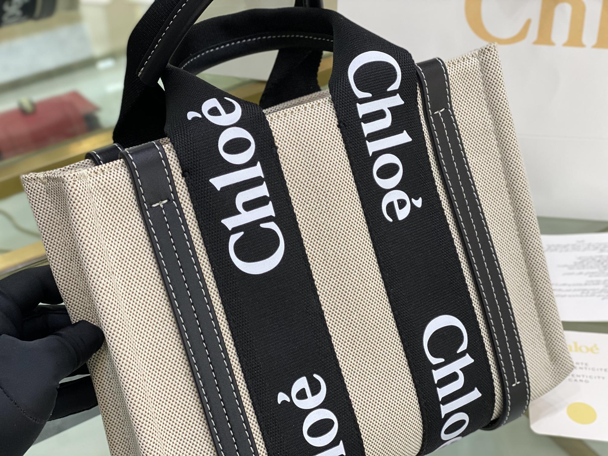 Chloe Small Woody Tote Bag In Linen